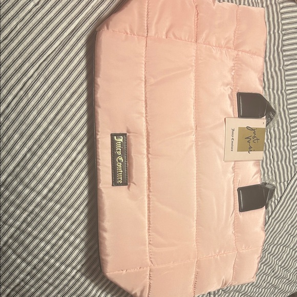 Juicy Couture Handbags - Juicy Couture Light Pink Quilted Bag